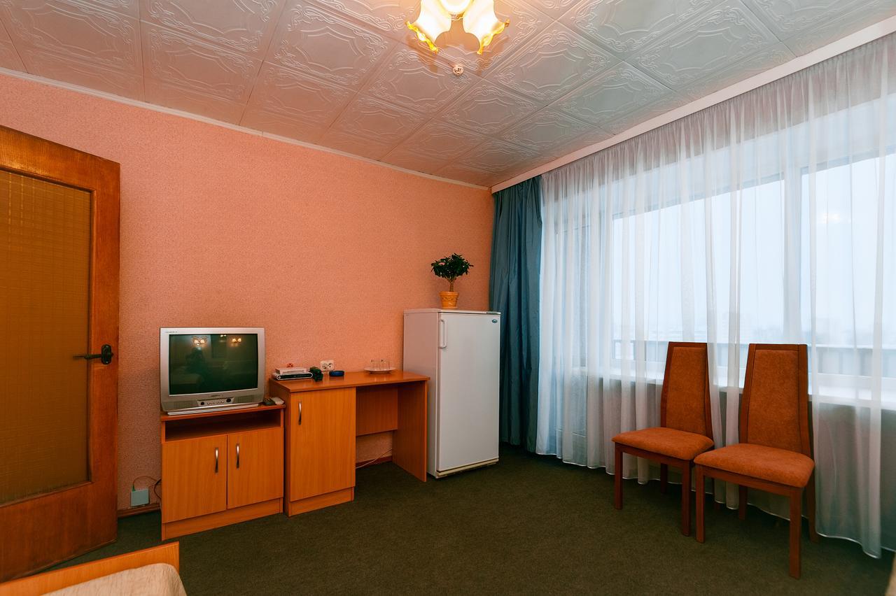 Гостиница Юбилейная Bobruisk Phòng bức ảnh